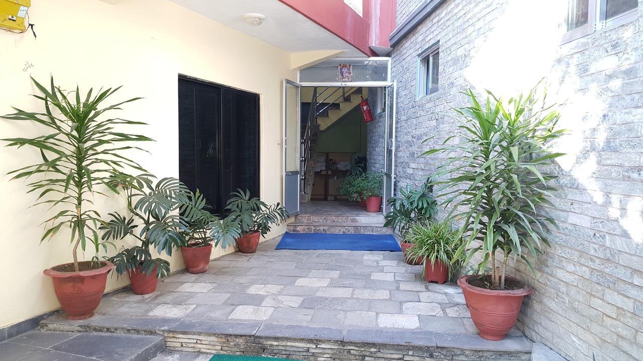 Hotel Bishram Pokhara Exterior photo